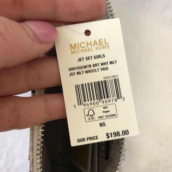 Michael Kors Jet set Girls Wristlet Trio - Picture 9 of 9